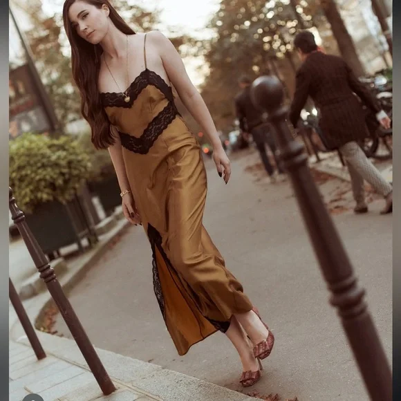 Hill House Home Ida Slip Dress Black Lace Gold Satin Size Small NWOT - Picture 2 of 10